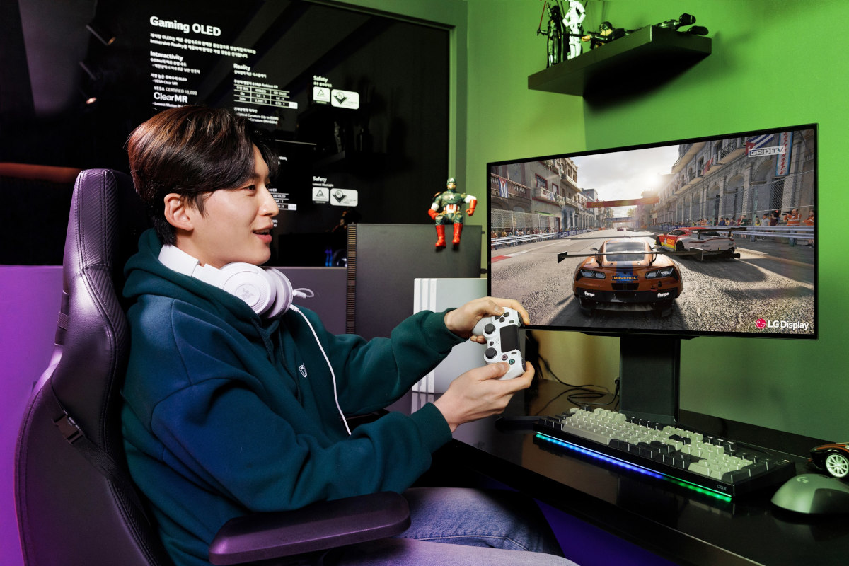HP OMEN Transcend 32 4K 240Hz OLED Gaming Monitor Officially